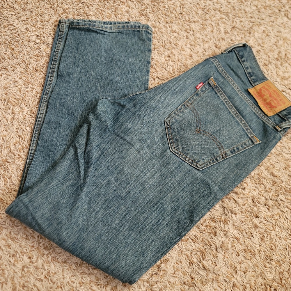 Levi Strauss 559 Men Sz 34 x 34 Straight Leg Jeans